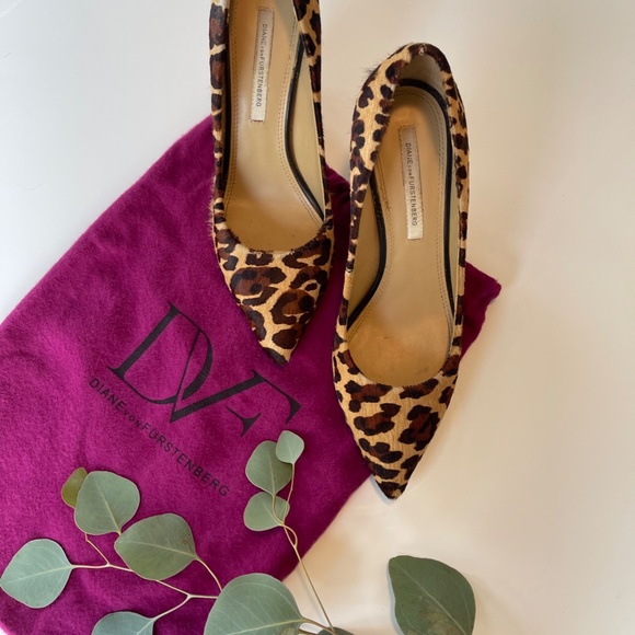 DvF Anette Leopard-Print Calf Hair Pump, Size 8.5 - Picture 2 of 11